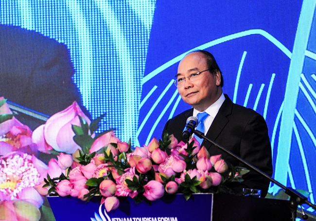 Thủ tướng Nguyễn Xuân Phúc phát biểu chỉ đạo tại hội nghị diễn dàn nguồn nhân lực Việt Nam.