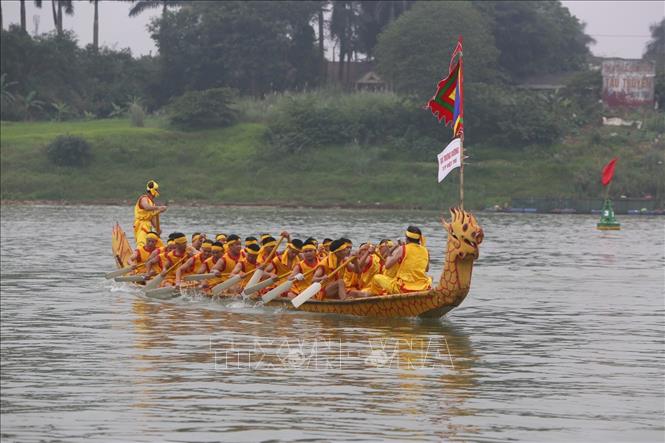Đội thuyền xã Trưng Vương, thành phố Việt Trì.