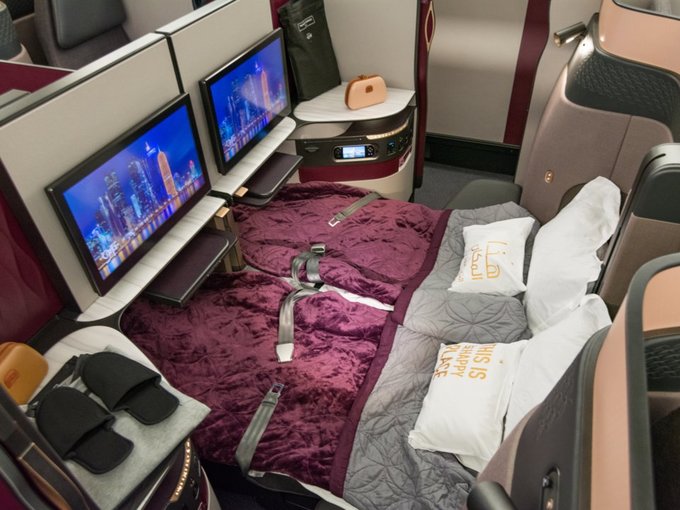 Còn đây là khoang hạng nhất trên Qatar Airways - hãng bay nhiều năm được đánh giá là hãng hàng không tốt nhất thế giới.
