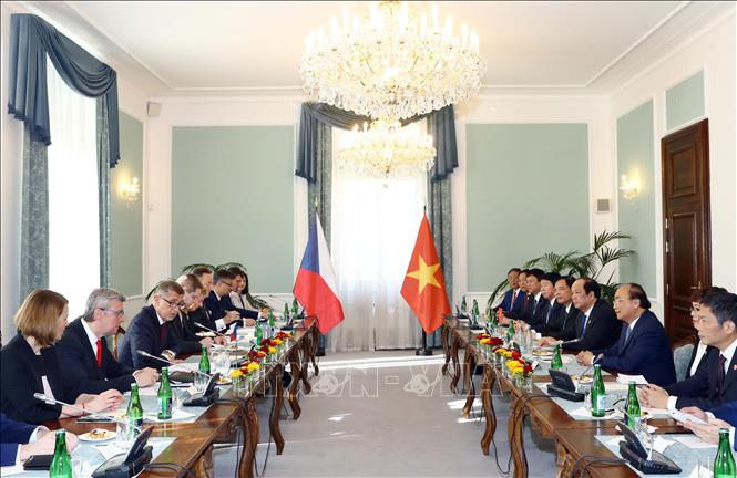 Thủ tướng Nguyễn Xuân Phúc hội đàm với Thủ tướng Cộng hòa Séc Andrej Babis. Ảnh: Thống Nhất/TTXVN