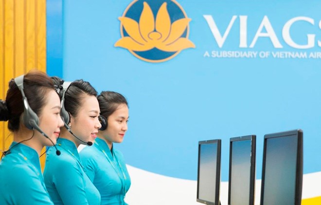 Just making a phone call to 1900 6265, Vietnam Airlines' customers can do their check-in process in an easy and quick manner. (Photo: VNA)