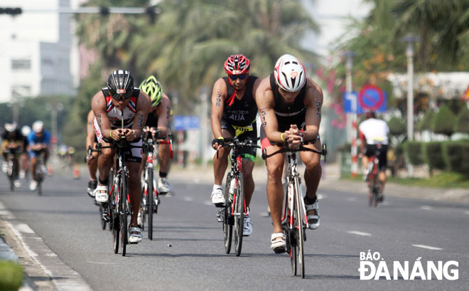 Sự chuyên nghiệp trong tổ chức tại các Cuộc thi IRONMAN đã góp phần quan trọng để Đà Nẵng được tạp chí New York Times bình chọn ở vị trí thứ 15 trong danh sách “52 điểm đến trong năm 2019”. Ảnh: ANH VŨ