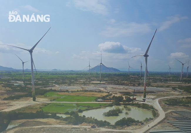 giai đoạn 1 của Nhà máy điện gió Trung Nam với 17 trụ, công suất 39.95 MW, đạt sản lượng khai thác 110 triệu kWh/năm