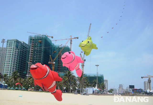  Fish-shaped kites soaring high in the sky