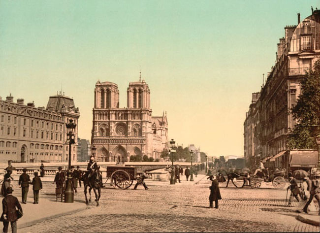 Victor Hugo và sức sống Nhà thờ Đức Bà ở Paris