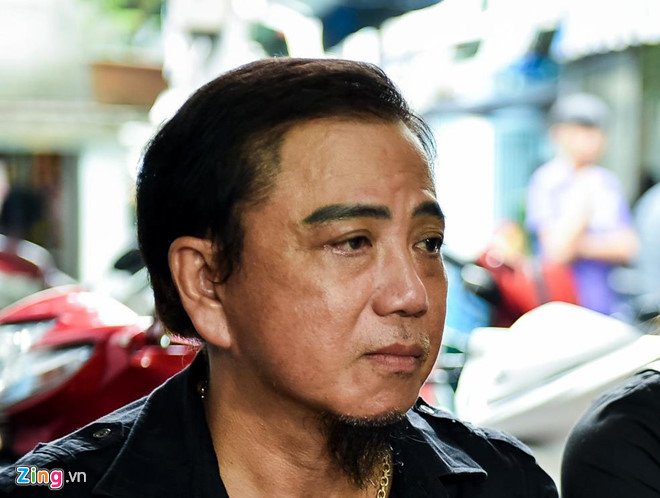 Bắt tạm giam nghệ sĩ ​Hồng Tơ để điều tra về hành vi đánh bạc