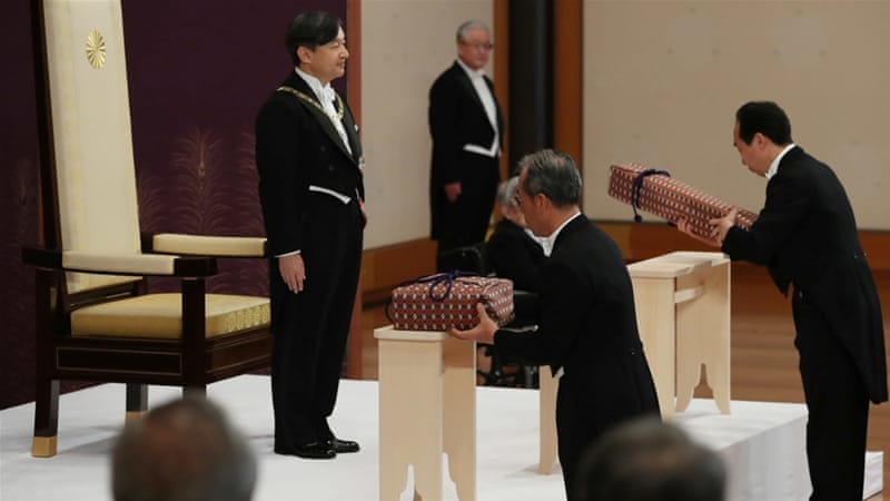 Tân Nhật hoàng Naruhito trong lễ đăng cơ. Ảnh: Reuters