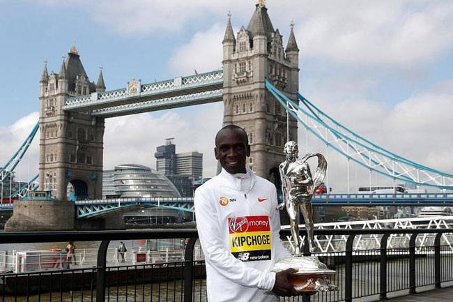 Eliud Kipchoge vô địch maraton Luân Đôn 2019.