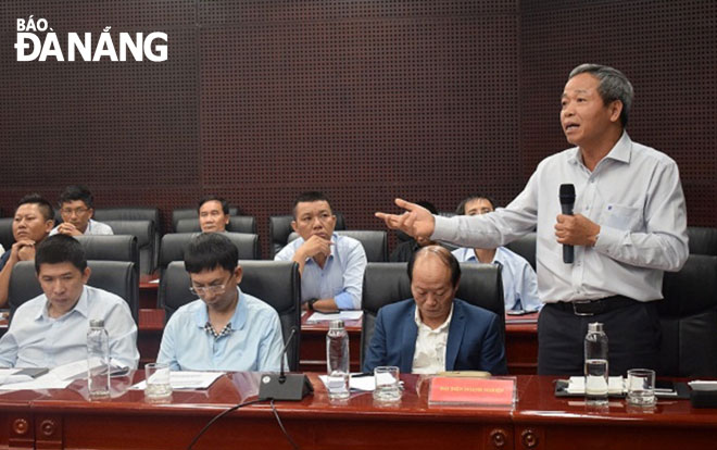 Ông Nguyễn Trung Chính, Chủ tịch HĐQT, Tổng Giám đốc Tập đoàn công nghệ CMC trình bày ý kiến tại tọa đàm.