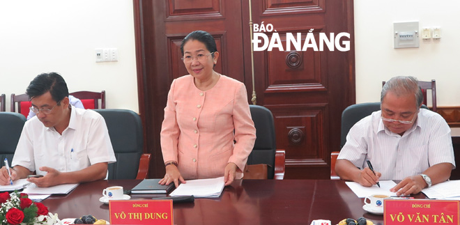 Phó Bí thư Thành ủy thành phố Hồ Chí Minh Võ Thị Dung phát biểu tại buổi làm việc