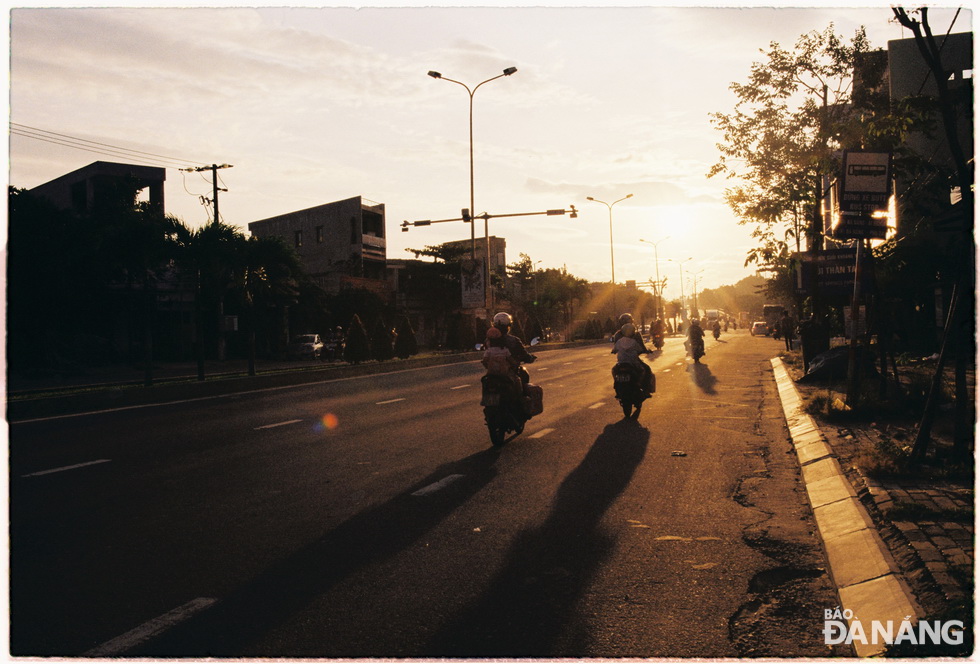 Cach Mang Thang Tam Street (Kodak Colorplus 200)   