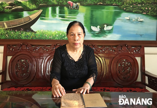 Sau khi về hưu, bà Phạm Thị Hạnh gắn bó với phong trào khuyến học của địa phương.