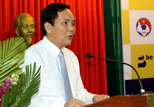 Phó Chủ tịch VFF Cấn Văn Nghĩa từ chức