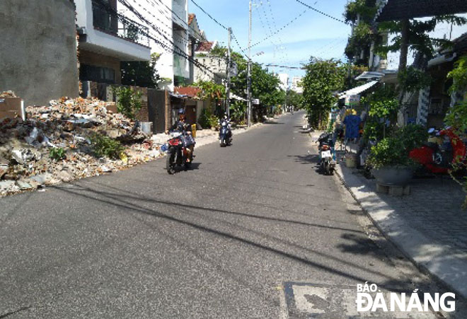 Đường Lê Văn Thứ đã hoàn thành, tạo thuận lợi cho người và phương tiện tham gia giao thông.