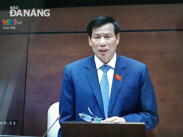 Bộ trưởng Nguyễn Ngọc Thiện chỉ ra 4 điểm nghẽn trong du lịch và đề xuất giải pháp đưa du lịch trở thành ngành kinh tế mũi nhọn. (Ảnh chụp từ màn hình)