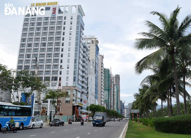 Residents, businesses and the community are encouraged to join efforts with the municipal authorities to build Da Nang into an environmentally-friendly city