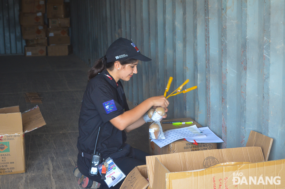 According to the Brazilian team’s leader Alessandra Elisa Zanotto (in picture), her team decided not to use too many high-level fireworks in order to attract the attention from the audience to low and mid-level fireworks.