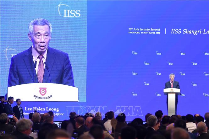 Thủ tướng Singapore Lý Hiển Long phát biểu tại Đối thoại Shangri-La lần thứ 18 ở Singapore ngày 31-5-2019. Ảnh: AFP/TTXVN