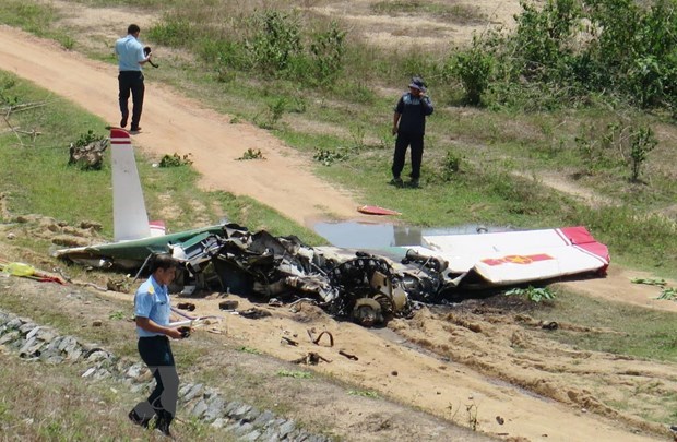 Part of the crashed aircraft (Photo: VNA)