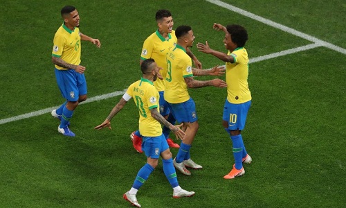 Brazil sẽ gặp một trong các đội thứ ba có thành tích tốt ở tứ kết. Ảnh: AFP.