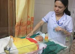 Bộ Y tế yêu cầu báo cáo trường hợp trẻ sơ sinh tử vong do đứt cổ