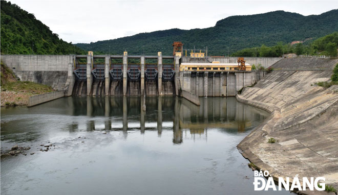 Đề nghị hồ thủy điện tăng xả nước
