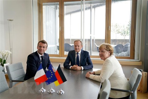 Đề cử ứng viên đứng đầu EC, Thủ tướng Đức gặp khó