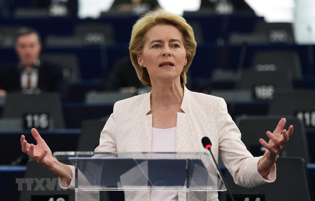 Bà von der Leyen trở thành nữ Chủ tịch EC đầu tiên trong lịch sử