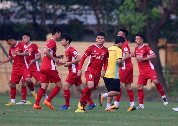 Điều chỉnh lịch thi đấu V-League để phục vụ đội tuyển Việt Nam