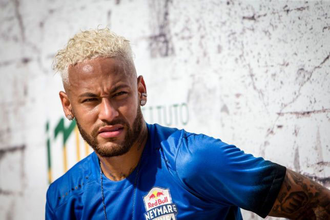Neymar có xứng đáng là siêu sao?