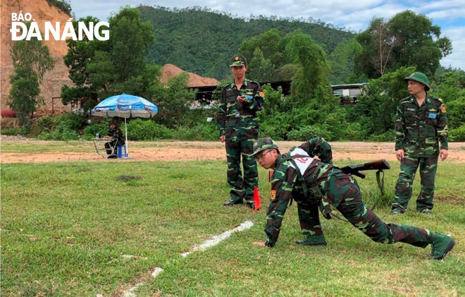 Công tác huấn luyện sẵn sàng chiến đấu luôn được các đơn vị chú trọng thường xuyên.