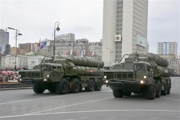 Hệ thống phòng không S-400 của Nga tại lễ diễu binh ở Vladivostok, Nga ngày 9/5/2019. (Nguồn: Kyodo/TTXVN)