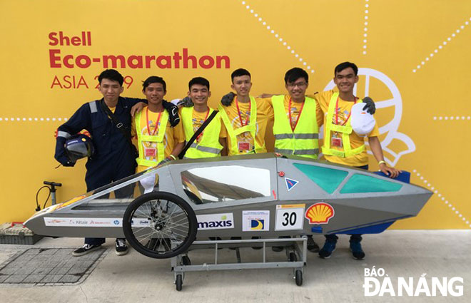 Sản phẩm của Đội DUT Gatech Team Trường đại học Bách khoa (Đại học Đà Nẵng) tại Cuộc thi Quốc tế chế tạo xe tiết kiệm nhiên liệu Shell Eco-Marathon Asia 2019.  							      Ảnh: HƯƠNG SEN