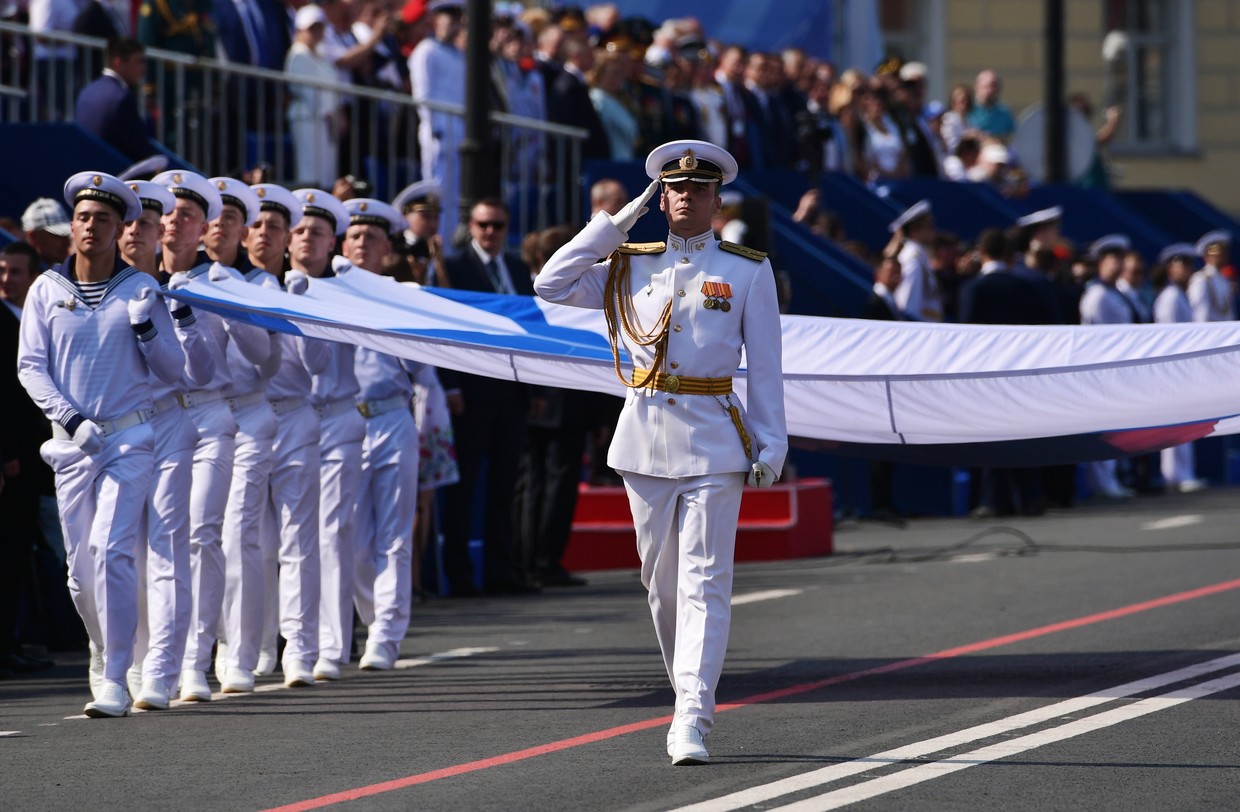Trên 4.000 quân nhân đã tham dự cuộc duyệt binh Ngày Hải quân