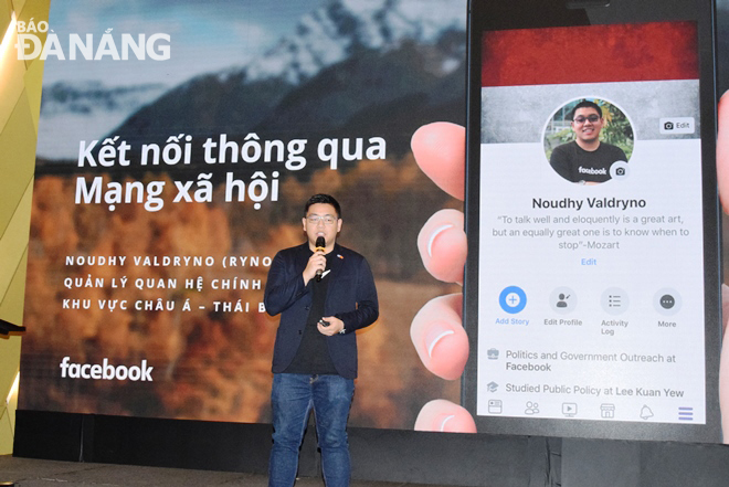 Đại diện Facebook khu vực châu Á - Thái Bình Dương chia sẻ về các ứng dụng của Facebook tại hội thảo.