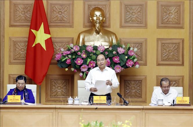 Thủ tướng chủ trì Phiên họp Tiểu ban Kinh tế - Xã hội Đại hội lần thứ XIII của Đảng