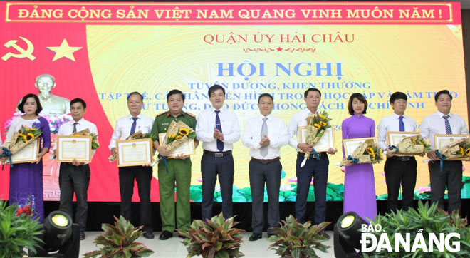 Quận Hải Châu khen thưởng 41 điển hình học tập, làm theo Bác