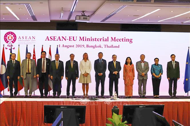 Các Bộ trưởng ASEAN - EU. Ảnh: Hữu Kiên/TTXVN