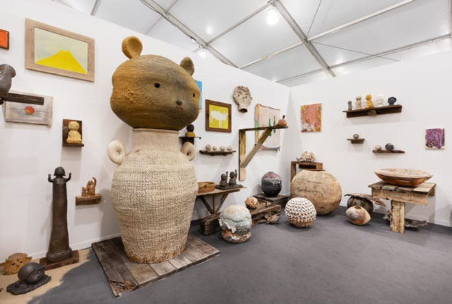 Sản phẩm gốm của Shigeru Otani trưng bày ở Frieze art fair,  New York.