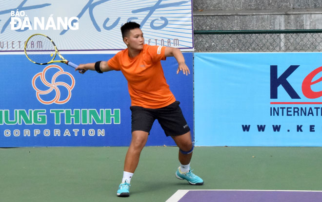Tay vợt Phan Thị Thanh Bình (Đà Nẵng) đang có nhiều cơ hội vào tranh trận chung kết. 					Ảnh: ANH VŨ