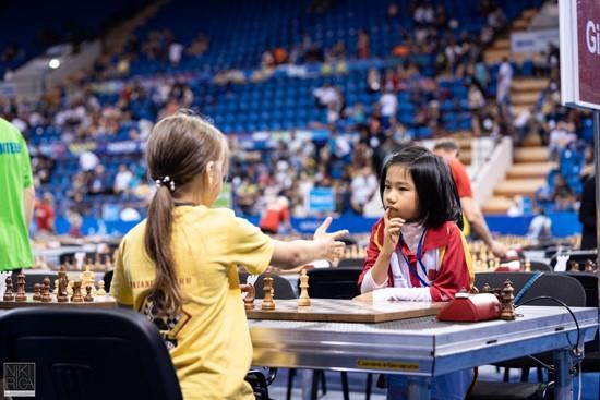 Vietnamese young chess player Tong Thai Hoang An has won a silver medal in the 3rd World Cadets Rapid and Blitz Chess Championship. (Photo courtesy of FIDE)