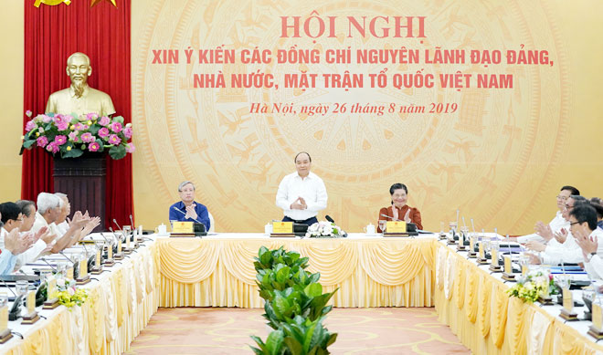 Thủ tướng Chính phủ Nguyễn Xuân Phúc phát biểu tại hội nghị. 		    Ảnh: VGP