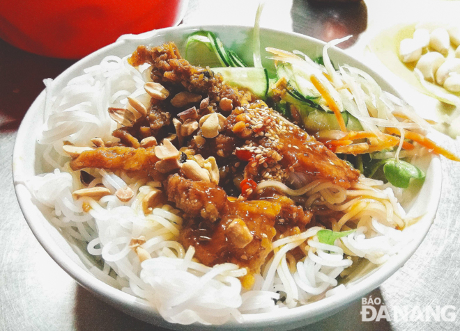 ‘bun thit nuong’ is a harmonious and healthy combination of rice vermicelli, grilled pork, and fresh herbs 