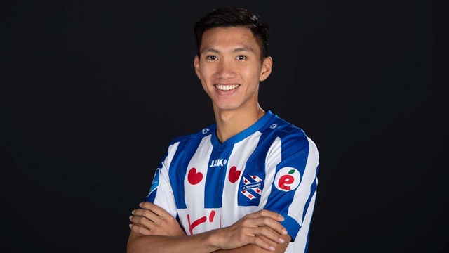 HLV Heerenveen lên tiếng khen ngợi Đoàn Văn Hậu