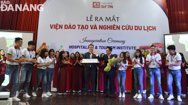 The inauguration ceremony of the Hospitality and Tourism Institute at the Duy Tan University