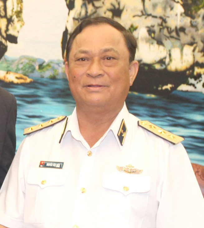 Đô đốc Nguyễn Văn Hiến, nguyên Ủy viên Trung ương Đảng, nguyên Ủy viên Đảng ủy Quân sự Trung ương, nguyên Thứ trưởng Bộ Quốc phòng, nguyên Phó Bí thư Đảng ủy, nguyên Tư lệnh Quân chủng Hải Quân. Ảnh: TTXVN