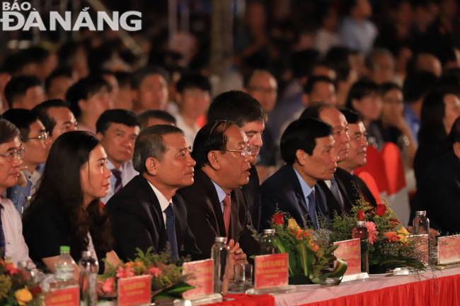 Ủy viên Bộ Chính trị, Bí thư thành ủy Đà Nẵng Trương Quang Nghĩa đến tham dự buổi lễ.