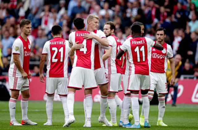 Niềm vui chiến thắng của Ajax.
