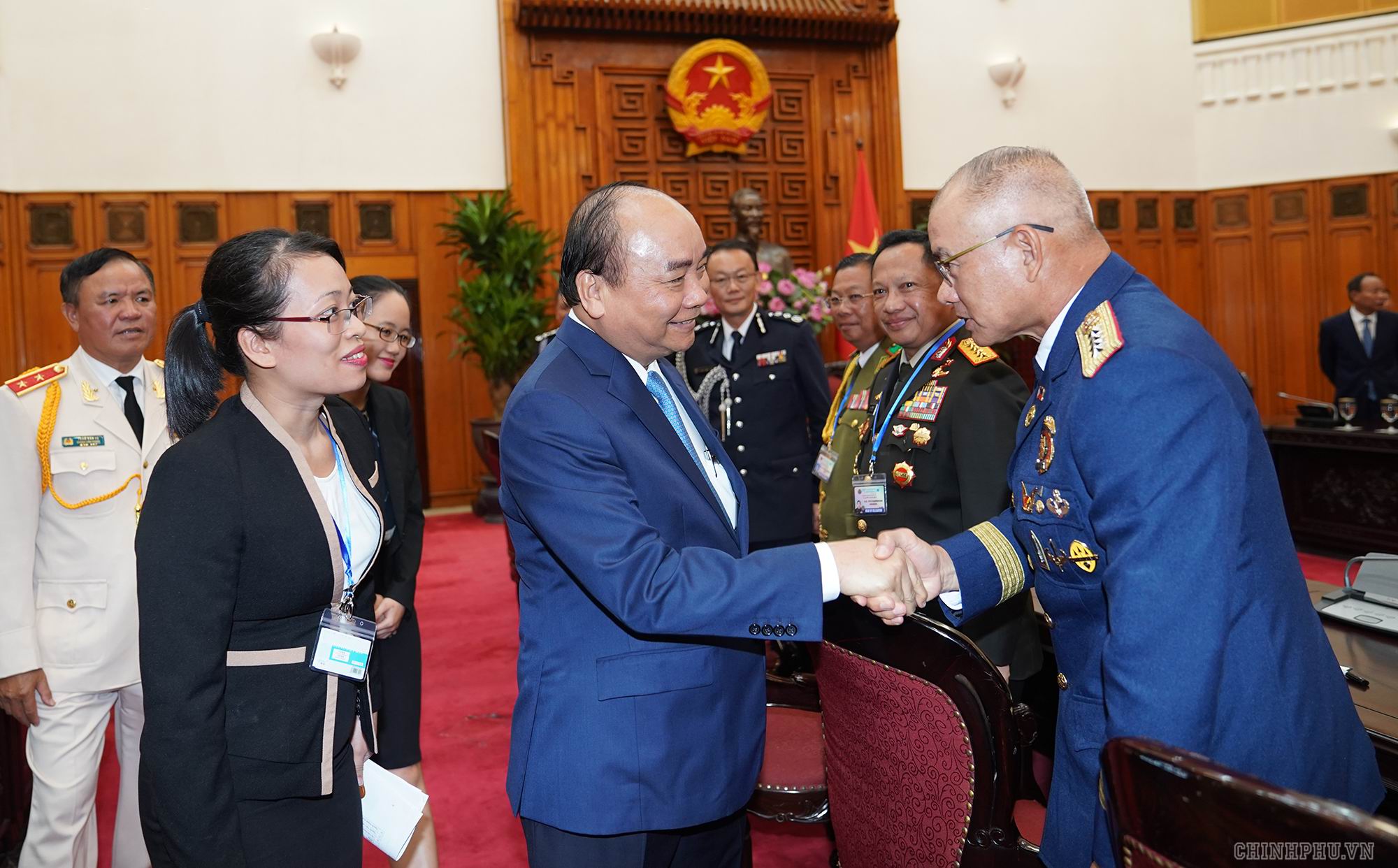 Thủ tướng tiếp các Trưởng đoàn dự Hội nghị Tư lệnh Cảnh sát các nước ASEAN lần thứ 39 tại Việt Nam - Ảnh: VGP/Quang Hiếu