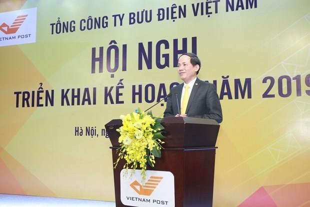 Tháng 9-2013, ông Phạm Anh Tuấn được bổ nhiệm giữ chức Tổng Giám đốc, thành viên Hội đồng thành viên Tổng Công ty Bưu điện Việt Nam. (Ảnh: Báo Giao Thông)